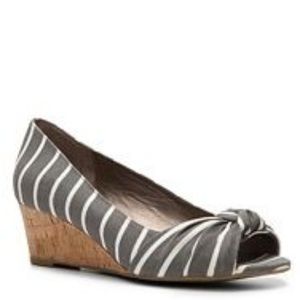 Moda Reflex Grace Stripe Wedge Pump